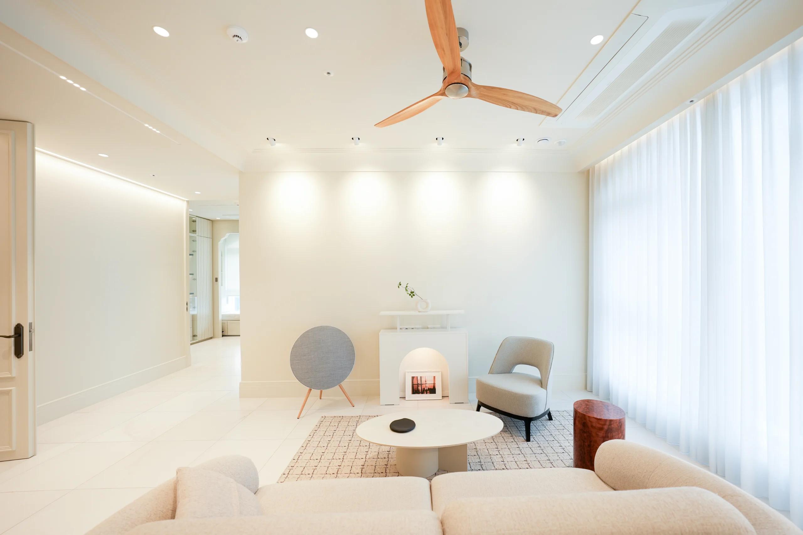 5minutes to Gangnam station, New, Fully Furnished, Great View, NO ARC. 2