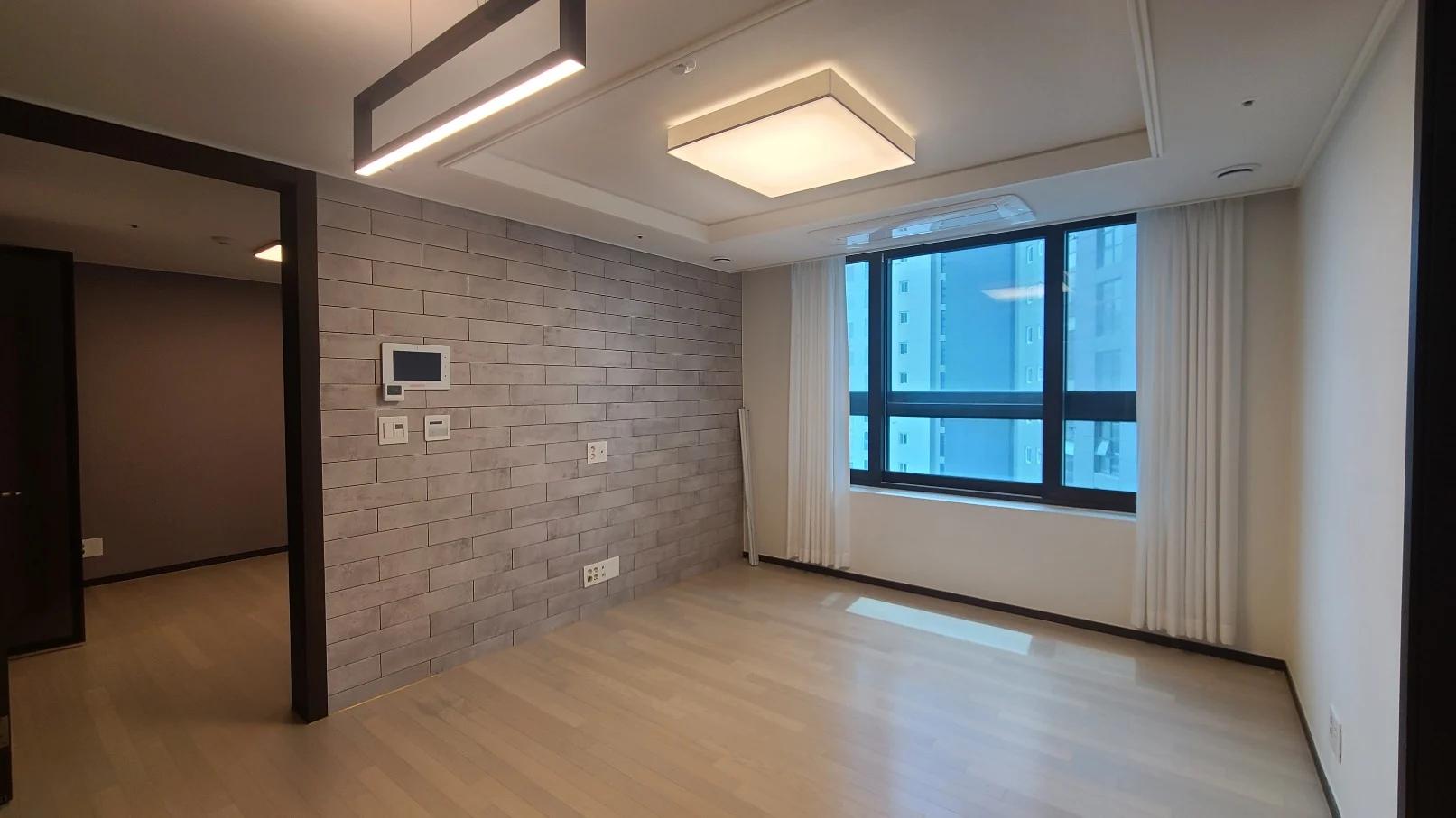 2BR, 1BA, New, Business Contract, NO ARC 2