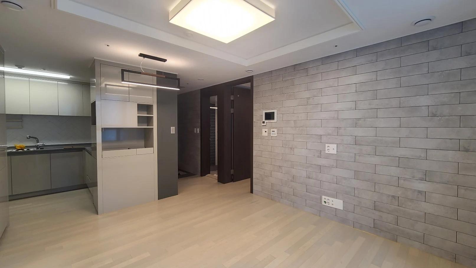 2BR, 1BA, New, Business Contract, NO ARC