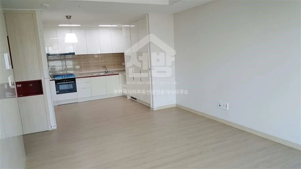 1BA, 1LR, 1BA, 2.7M Height, Near Seodaemun, City-hall Stn. Foto 1