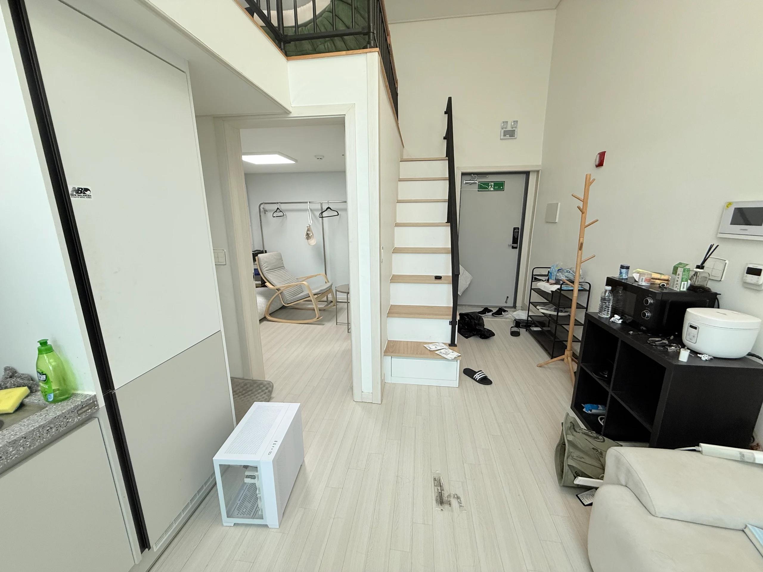 3mins to Sinchon. New, 1BR+LOFT, ARC Grundriss 3