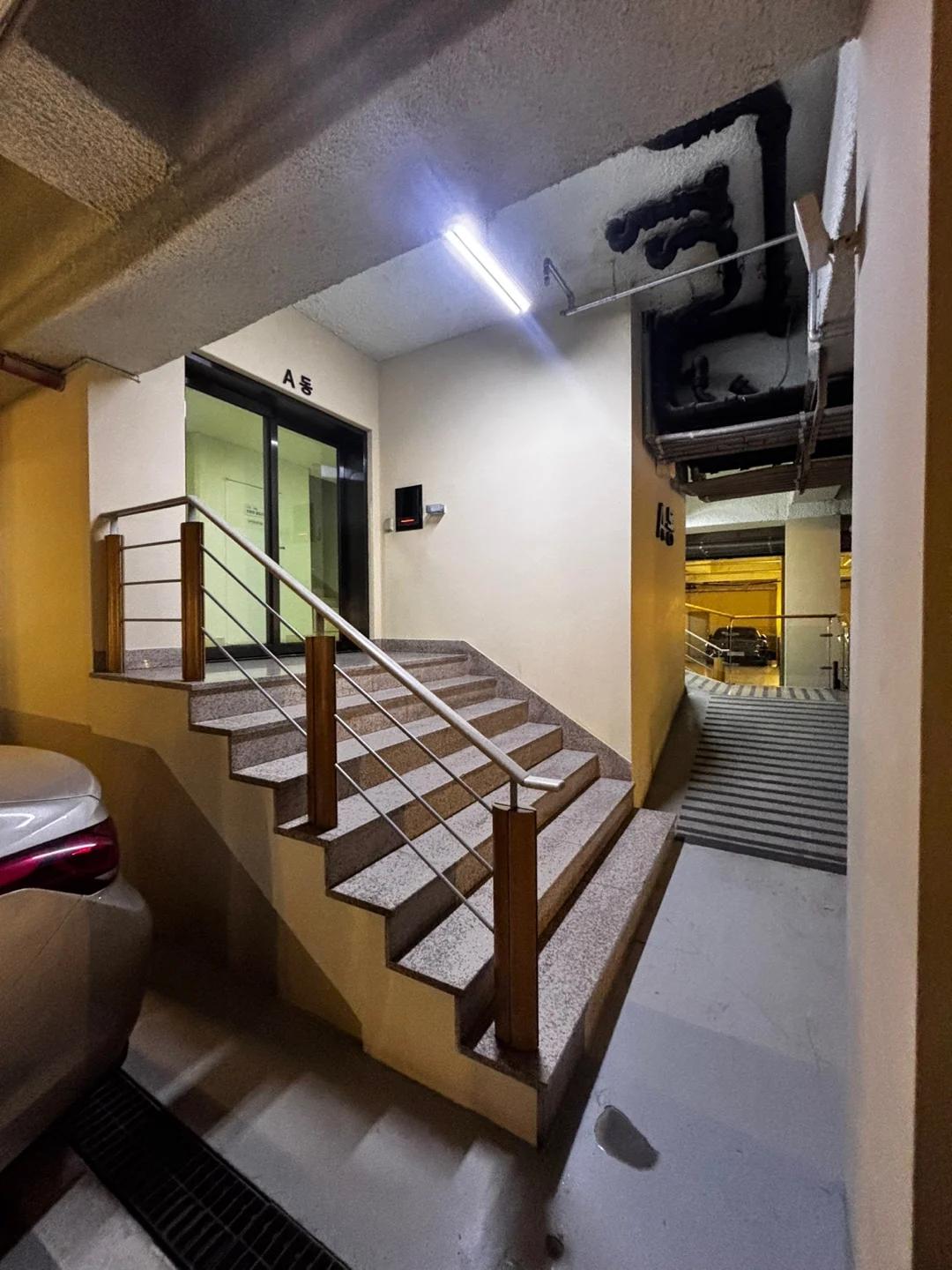 Near Seorae Village, 5BR+1, 3BA, 3Parking, Let's View In Person. floor plan 11