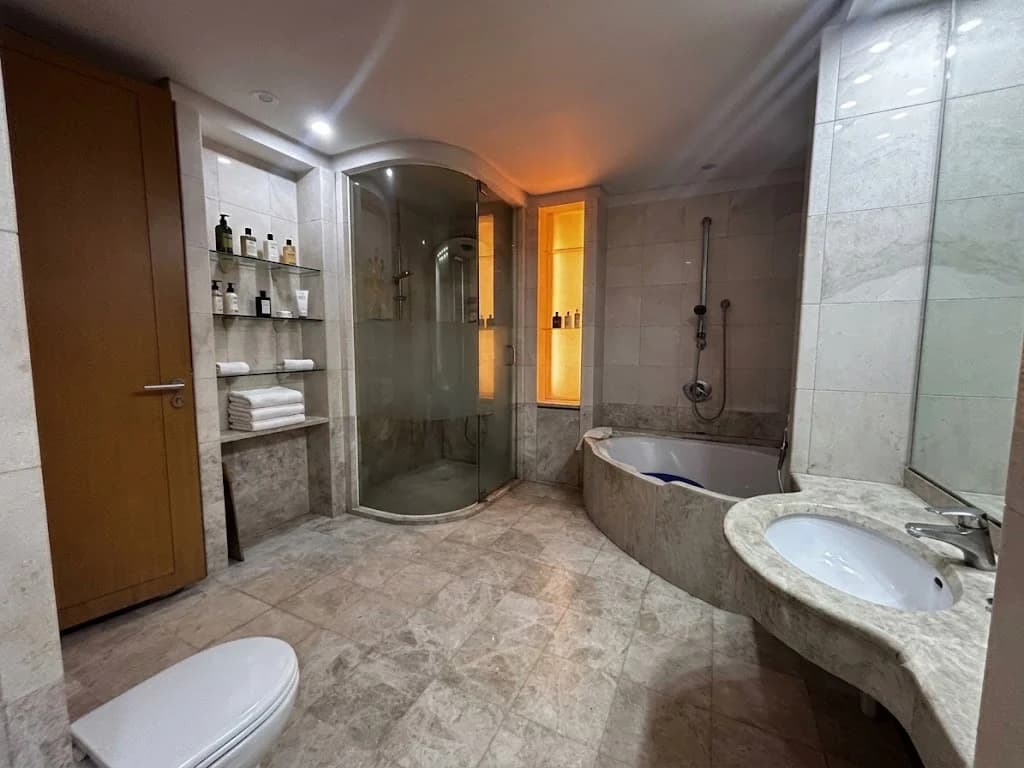 Near Seorae Village, 5BR+1, 3BA, 3Parking, Let's View In Person. floor plan 15