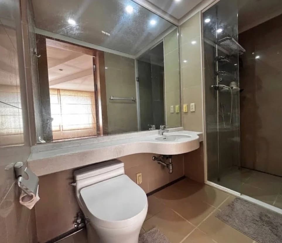 Near Seorae Village, 5BR+1, 3BA, 3Parking, Let's View In Person. floor plan 17