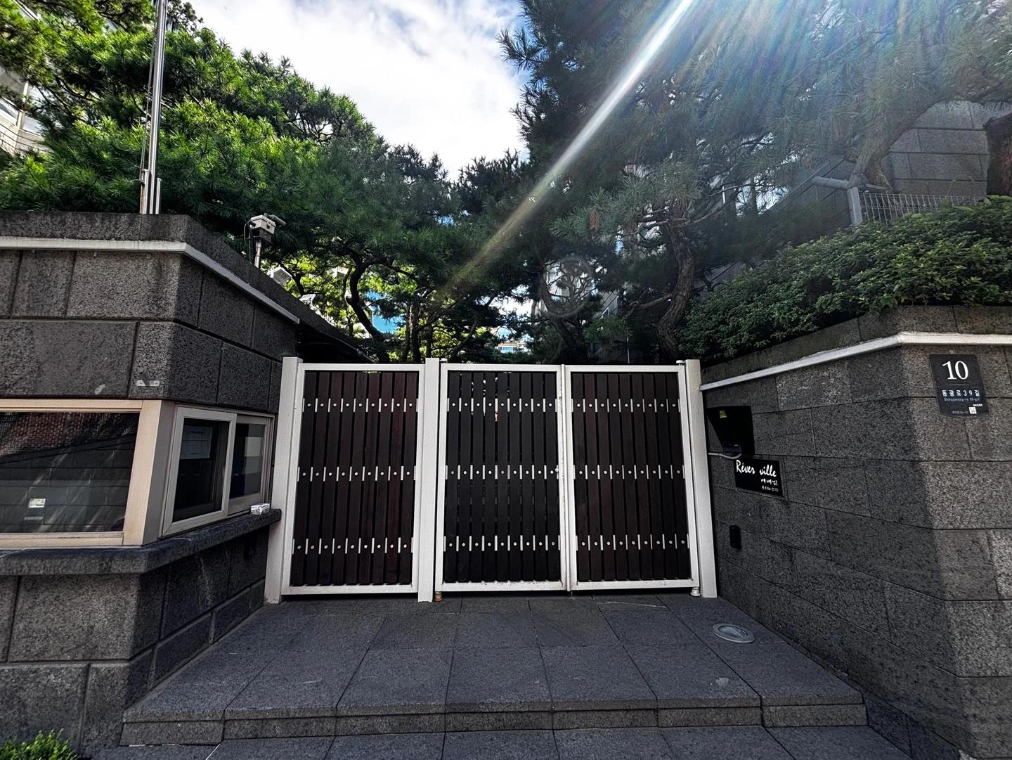 Near Seorae Village, 5BR+1, 3BA, 3Parking, Let's View In Person. floor plan 8