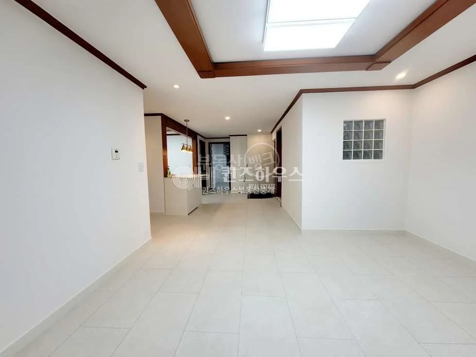 A Cozy, Clean Home in Itaewon 2