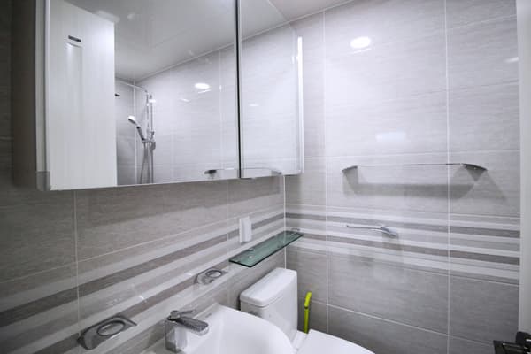 Small deposit and all furnished house in Seoul photo 4