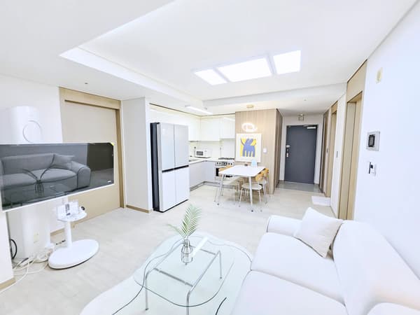 Small deposit and all furnished house in Seoul photo 3