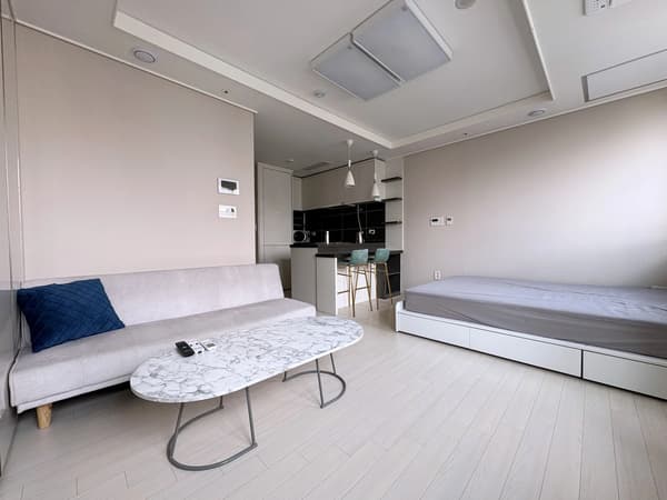 Small deposit and all furnished house in Seoul photo 3