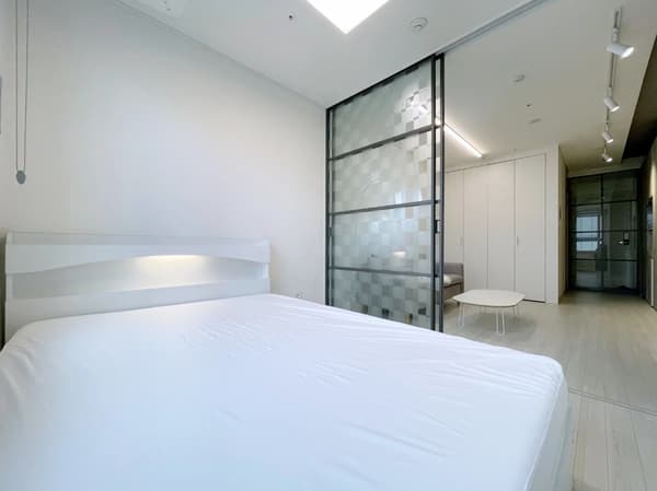 Small deposit and all furnished house in Seoul photo 3