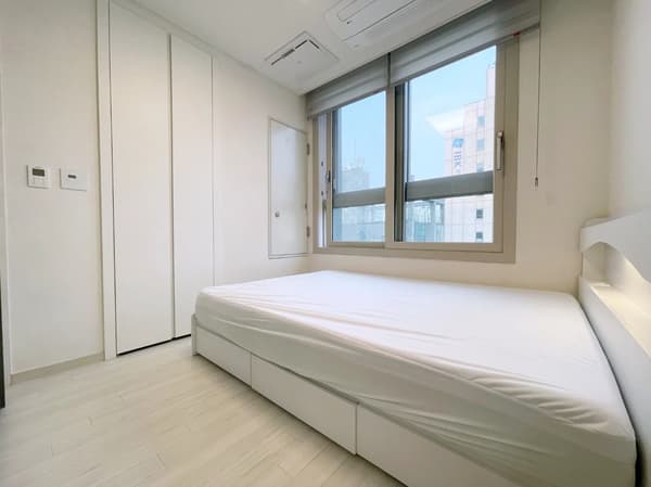 Small deposit and all furnished house in Seoul photo 5