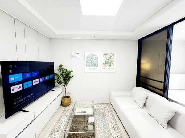 Small deposit and all furnished house in Seoul photo 3