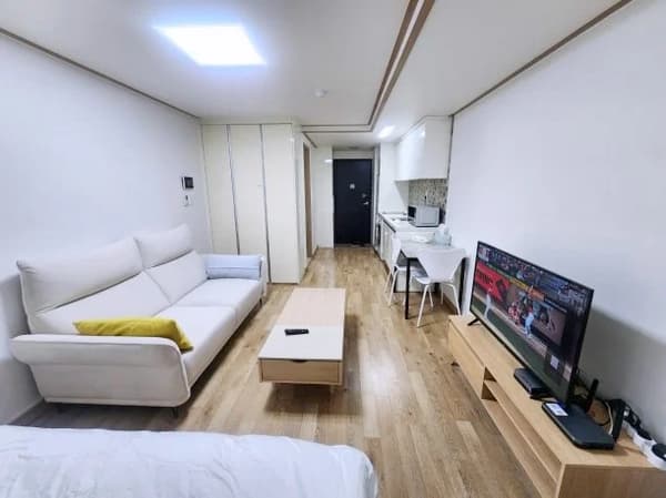 Small deposit and all furnished house in Seoul photo 2