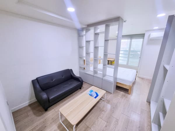 Small deposit and all furnished house in Seoul 사진 2
