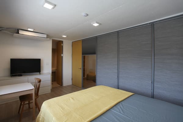Small deposit and all furnished house in Seoul photo 4