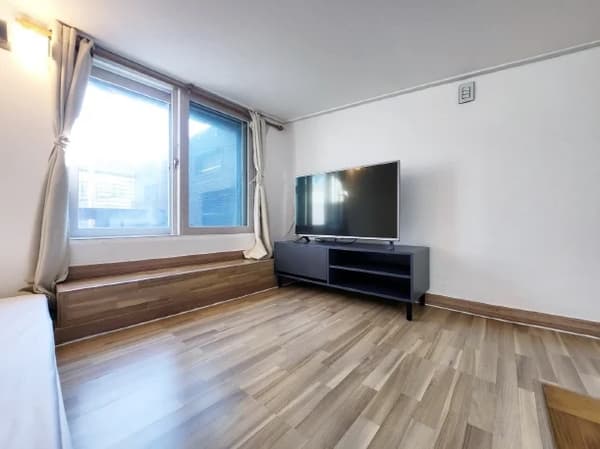 Small deposit and all furnished house in Seoul photo 5