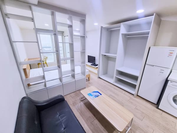 Small deposit and all furnished house in Seou Foto 3