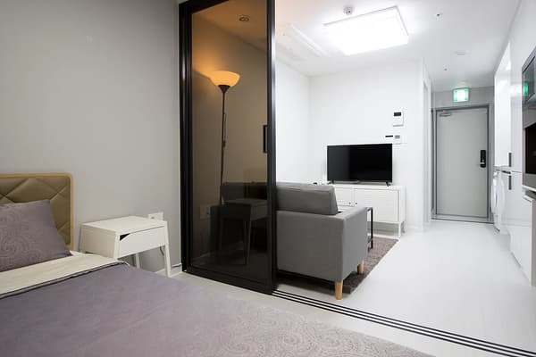 Small deposit and all furnished house in Seoul 사진 3