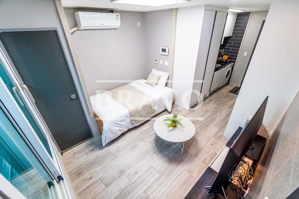 Small deposit and all furnished house in Seoul 사진 3