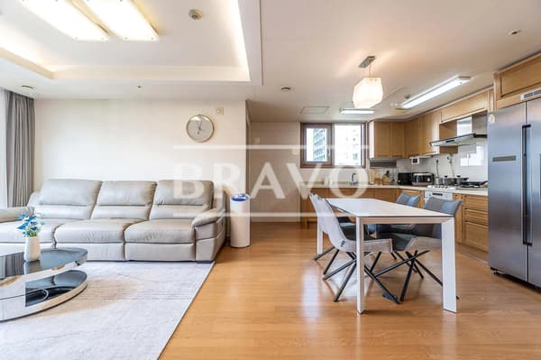 Small deposit and all furnished house in Seoul 사진 4