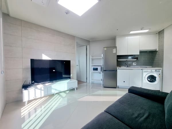 Small deposit and all furnished house in Seoul 사진 3
