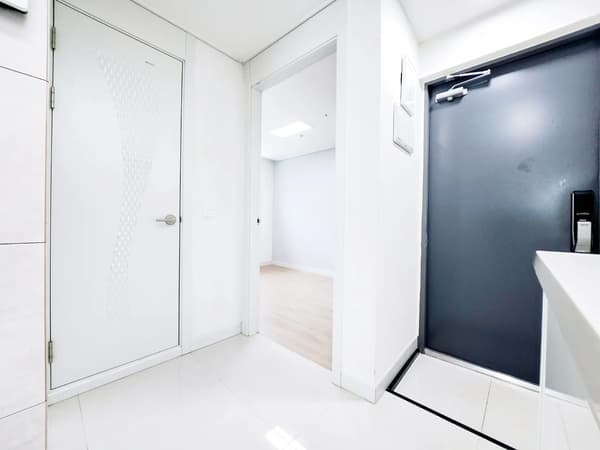 Small deposit and all furnished house in Seoul 사진 5