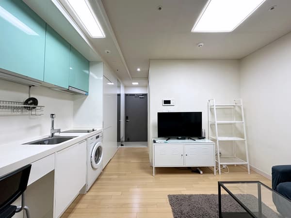 Small deposit and all furnished house in Seoul photo 4