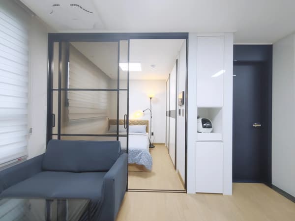 Small deposit and all furnished house in Seoul photo 3
