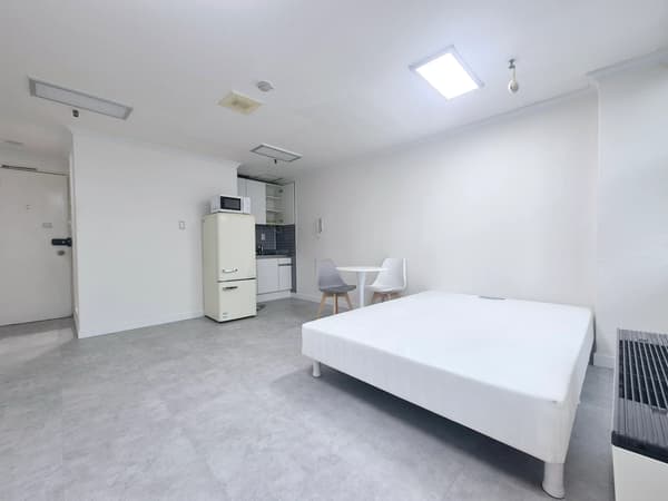 Small deposit and all furnished house in Seoul 사진 3