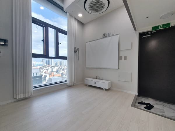 Small deposit and all furnished house in Seoul 사진 2