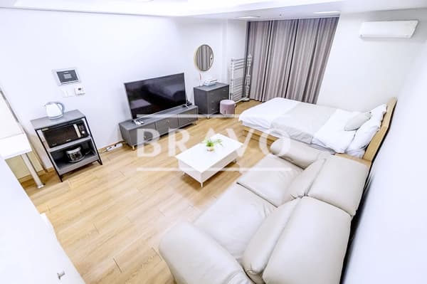 Small deposit and all furnished house in Seoul photo 2