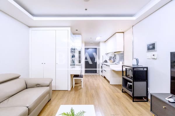 Small deposit and all furnished house in Seoul photo 4