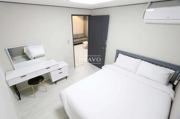 Small deposit and all furnished house in Seoul 사진 4