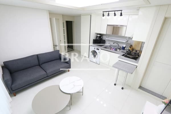 Small deposit and all furnished house in Seoul photo 3