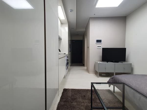 Small deposit and all furnished house in Seoul photo 4