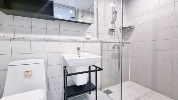 Studio type. Move-in ready. Gangnam area. photo 2