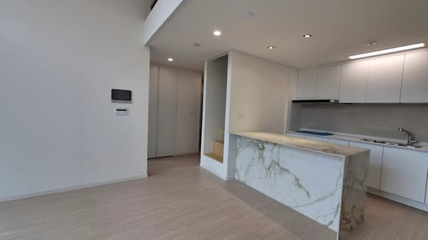 2Rooms 2 Bathrooms. Newly Built for First Occupancy. 100% Self-Parking Available photo 2