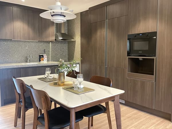 Luxury, 1BR, 1BA, 30Meals/mo, 6Rounding/mo. 写真 4