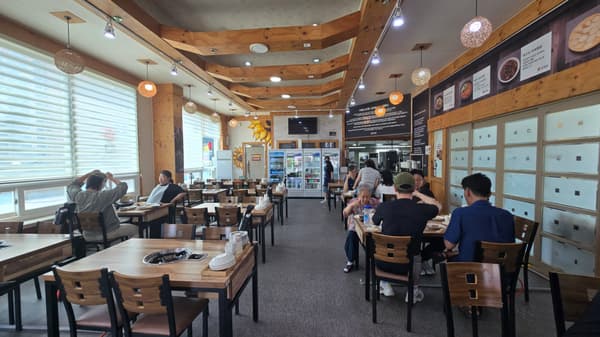 Standalone Restaurant Site with Ample Parking | Near Future Neungdong Stn photo 4