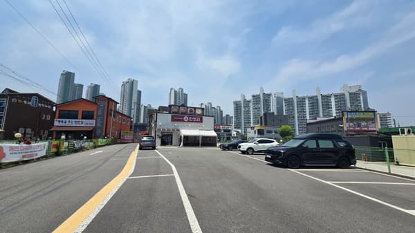 Standalone Restaurant Site with Ample Parking | Near Future Neungdong Stn photo 2