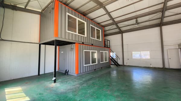 Near Suwon Stn: Food Business Site w/ Internal Container Office photo 4