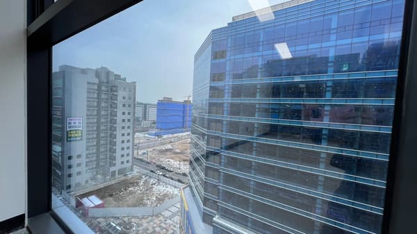 Location: 1-minute walk from Byeongjeom Station(Ultra-convenient transit access) photo 5