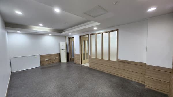Prime Office Space near Samsung Semiconductor | South Gyeonggi photo 4