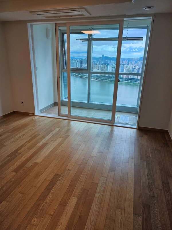 38 Pyeong, Trimage Best Royal Building, High Floor, Han River View, High-End Interior Design photo 2