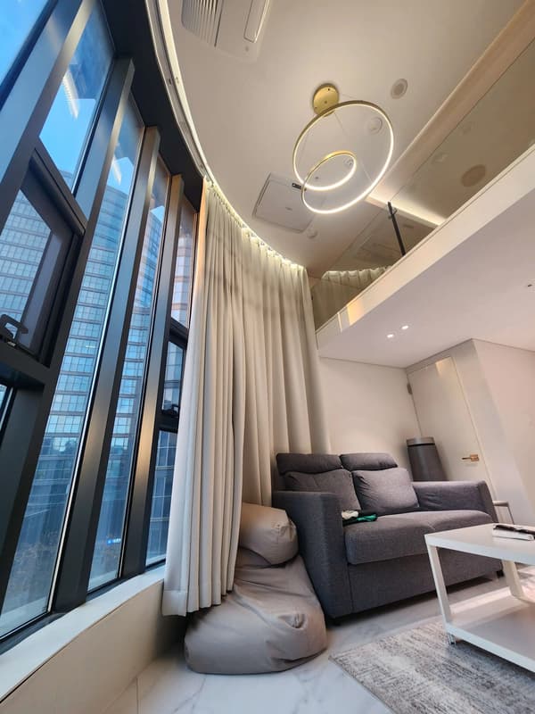 Located in the heart of Gangnam, newly built, Loft-style, Fast move-in Available photo 3