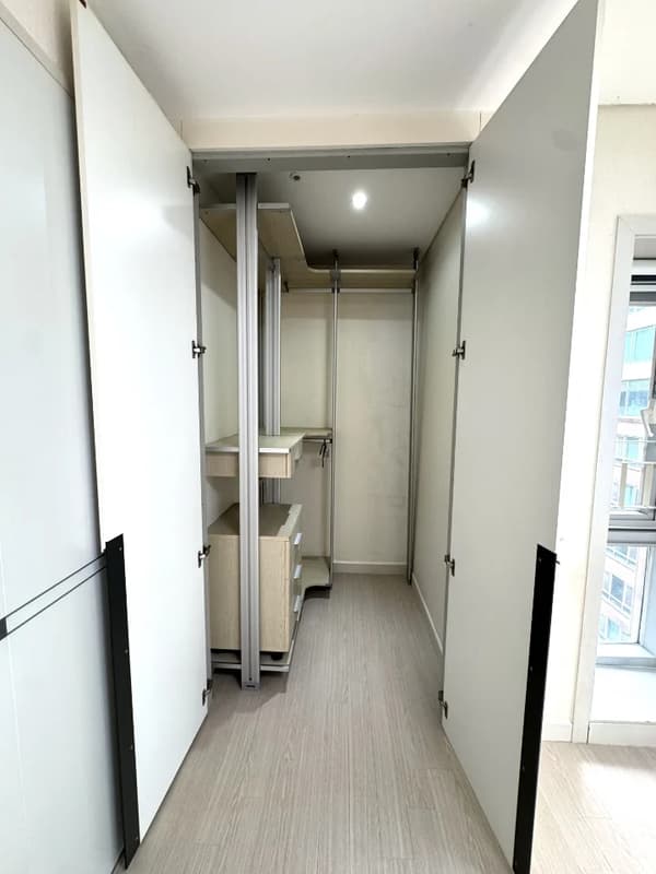 Studio Apartment Near Gangnam Station, For Sale, Move-in Ready photo 5