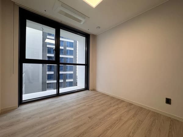 강남지역 신축 2BR, 지하철 도보 5분 거리. photo 4