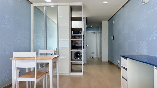 Fully Furnished, South Facing, Good Lighting. 2 Minutes Walk from Ewha station. (사본) photo 3