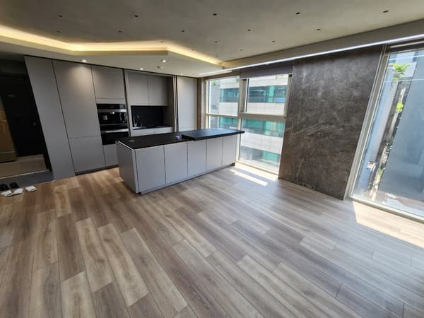 5 Minutes Walk from Yeoksam Station, Separate Type One-Room. Newly Built. photo 2