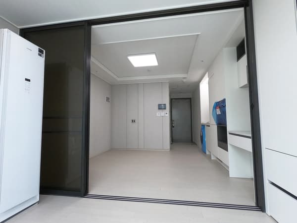 Quick Sale, 100M Won Discounted PRICE. Move-in Ready. photo 2